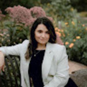 Meet your Posher, Emma